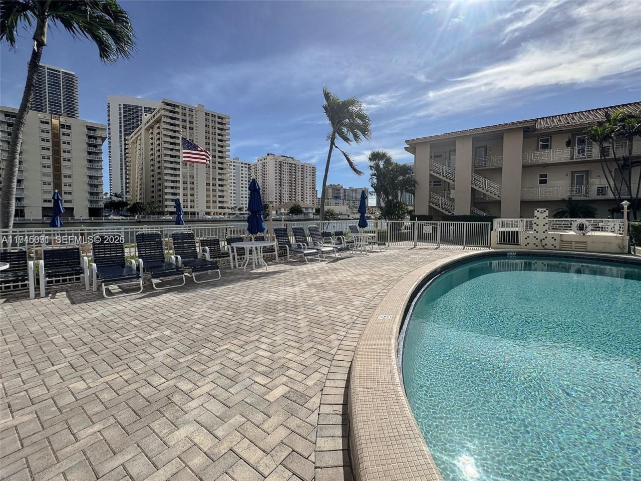 2600 Diana Dr , Unit 209, Hallandale Beach, FL 33009 Photo