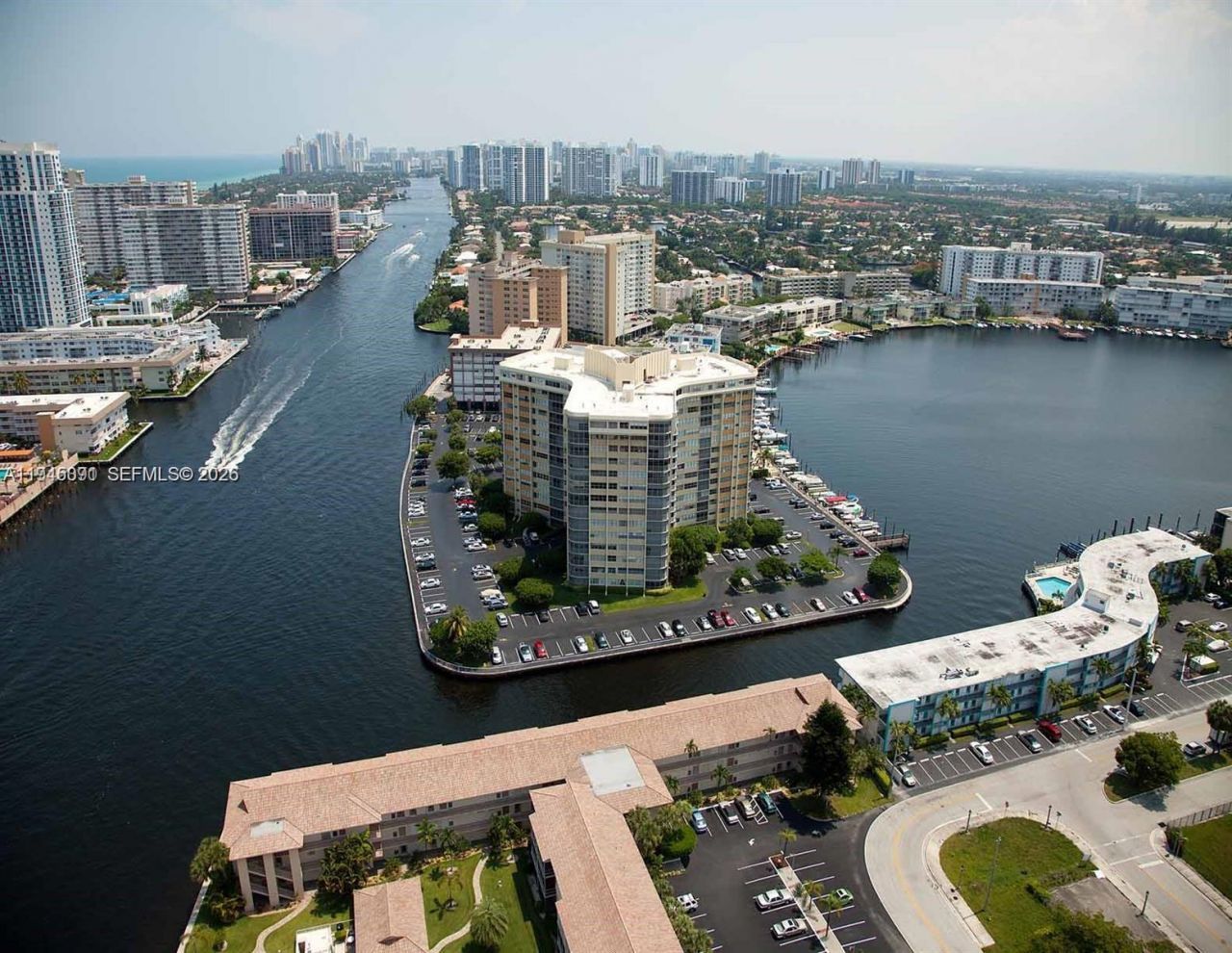 2600 Diana Dr , Unit 209, Hallandale Beach, FL 33009 Photo