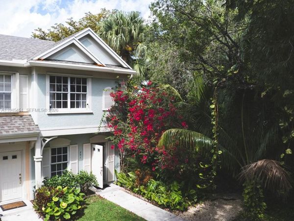 201 Mallory Ct, Weston, FL 33326