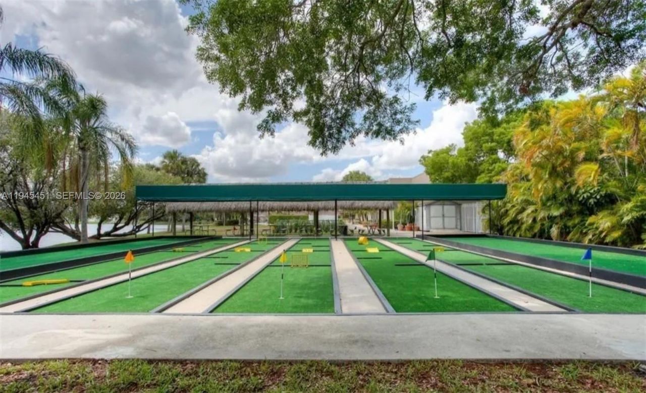 201 Mallory Ct, Weston, FL 33326 Photo