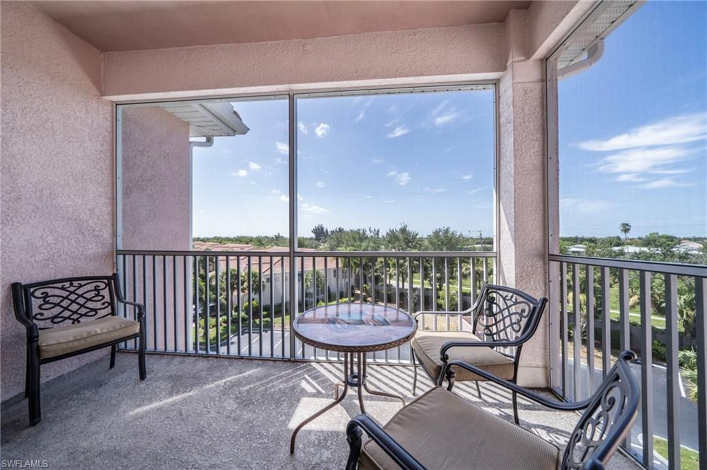15901 Royal Pointe Ln, Unit 405, Fort Myers, FL 33908 Photo