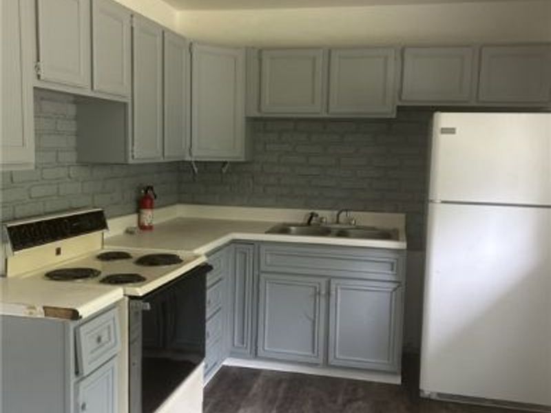 368 Maryknoll Avenue, Campbell, OH 44405 Photo 3