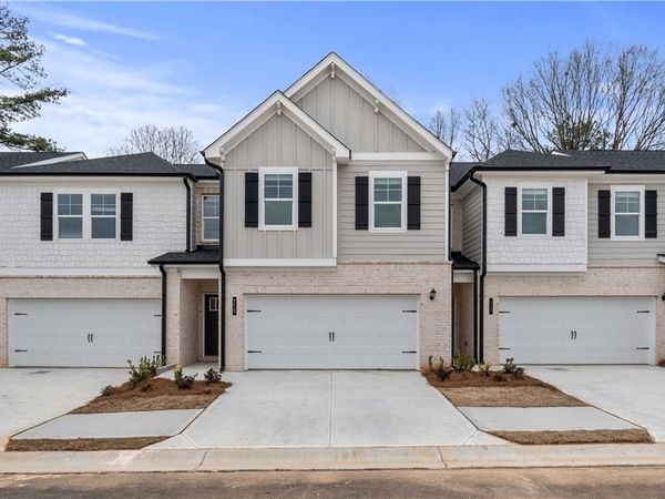 608 Treasure Drive, Stockbridge, GA 30281