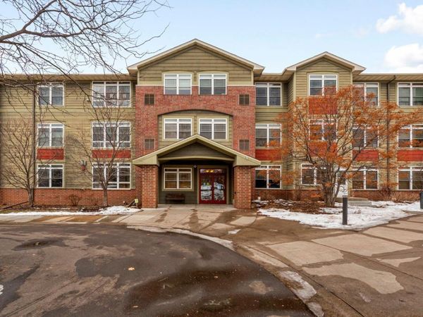 2530 E 34th Street, Unit 112, Minneapolis, MN 55406