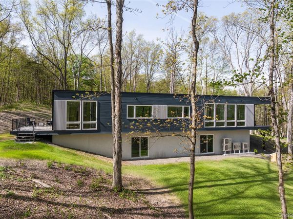 120 Cauterskill Avenue, Catskill, NY 12414