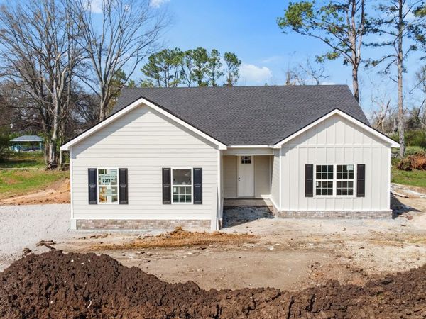 112 Centennial Lane, Columbia, TN 38401