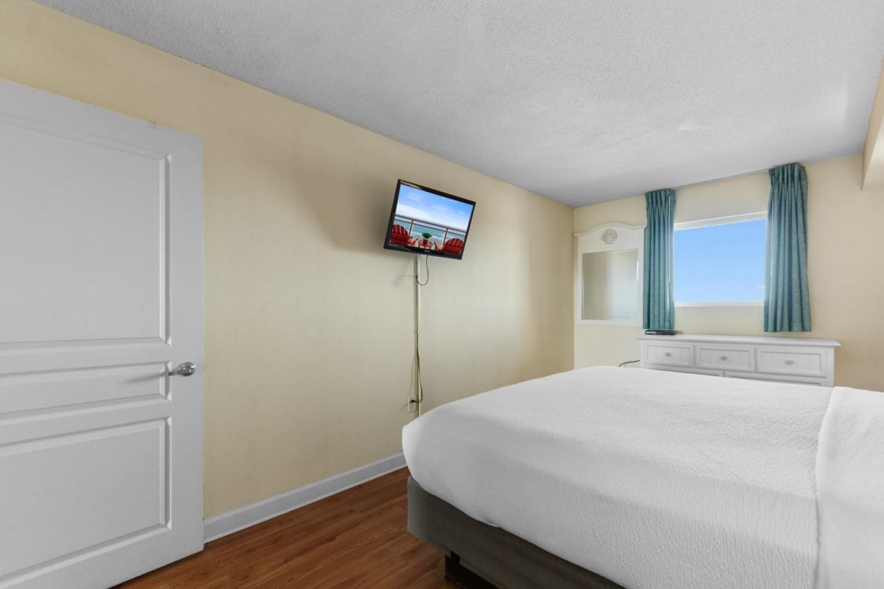 2701 S Ocean Blvd. Photo 19