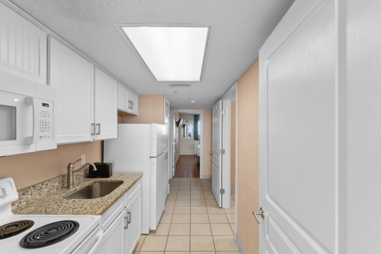 2701 S Ocean Blvd. Photo 5