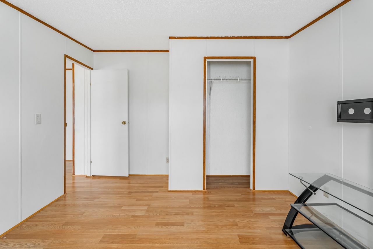 107 Rockdale St. Photo 15