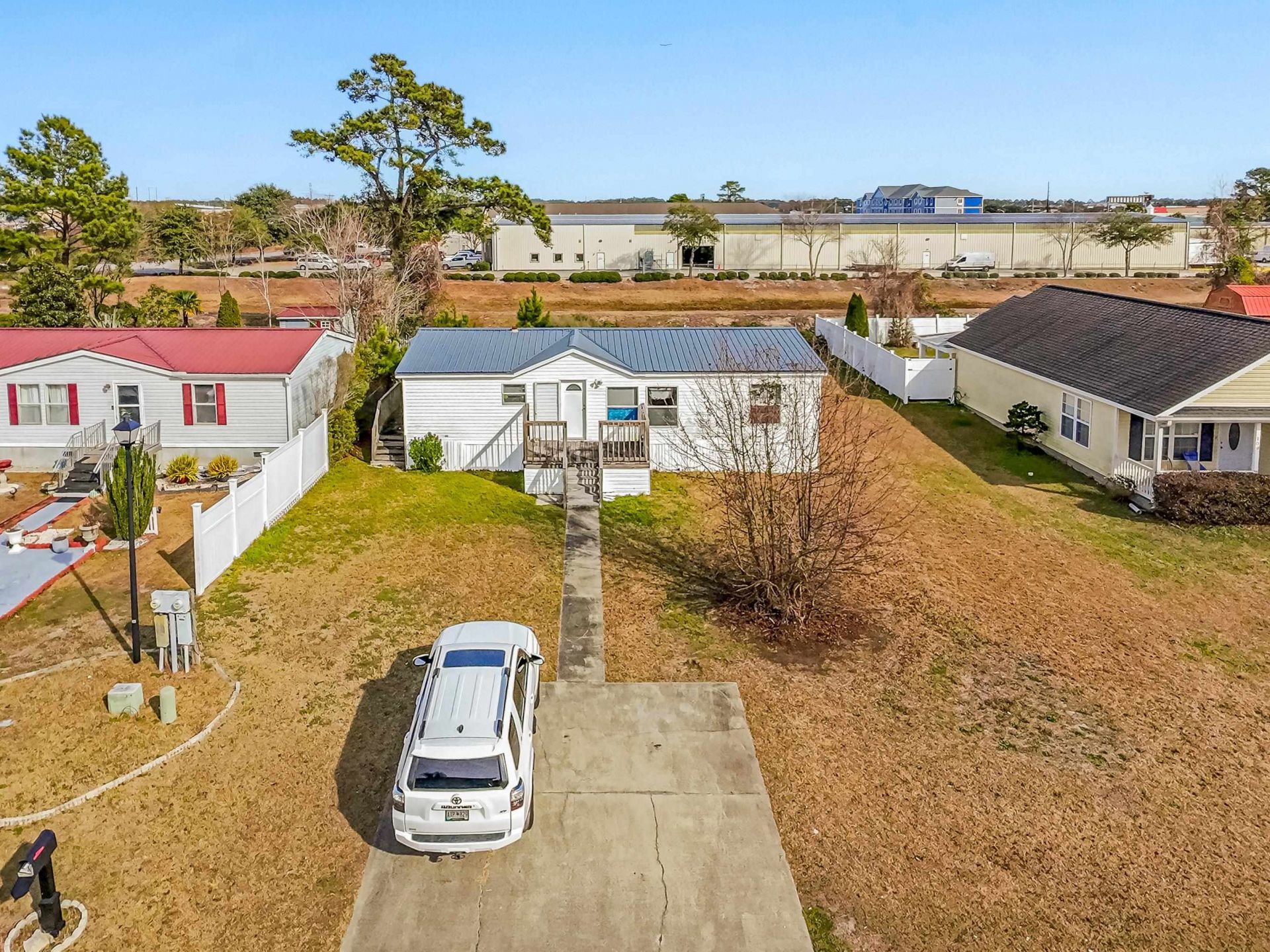 107 Rockdale St. Photo 32
