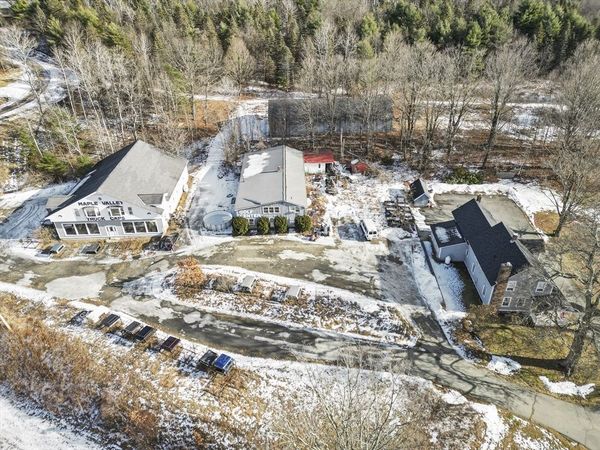 1245 Bernardston Rd, Greenfield, MA 01301