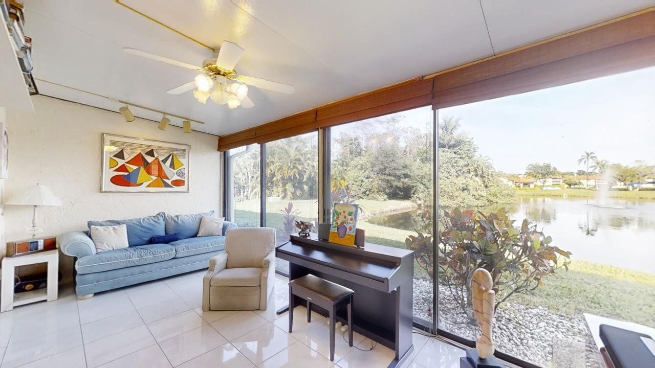 8460 Casa Del Lago, Unit E, Boca Raton, FL 33433 Photo