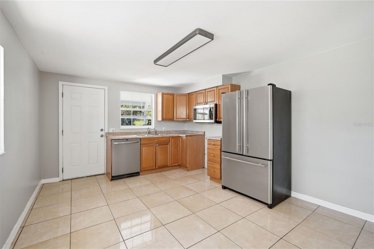 1745 Dayton Street S, Saint Petersburg, FL 33712 Photo