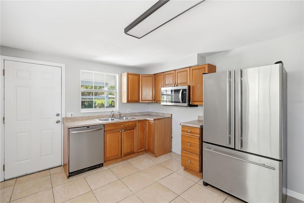 1745 Dayton Street S, Saint Petersburg, FL 33712 Photo