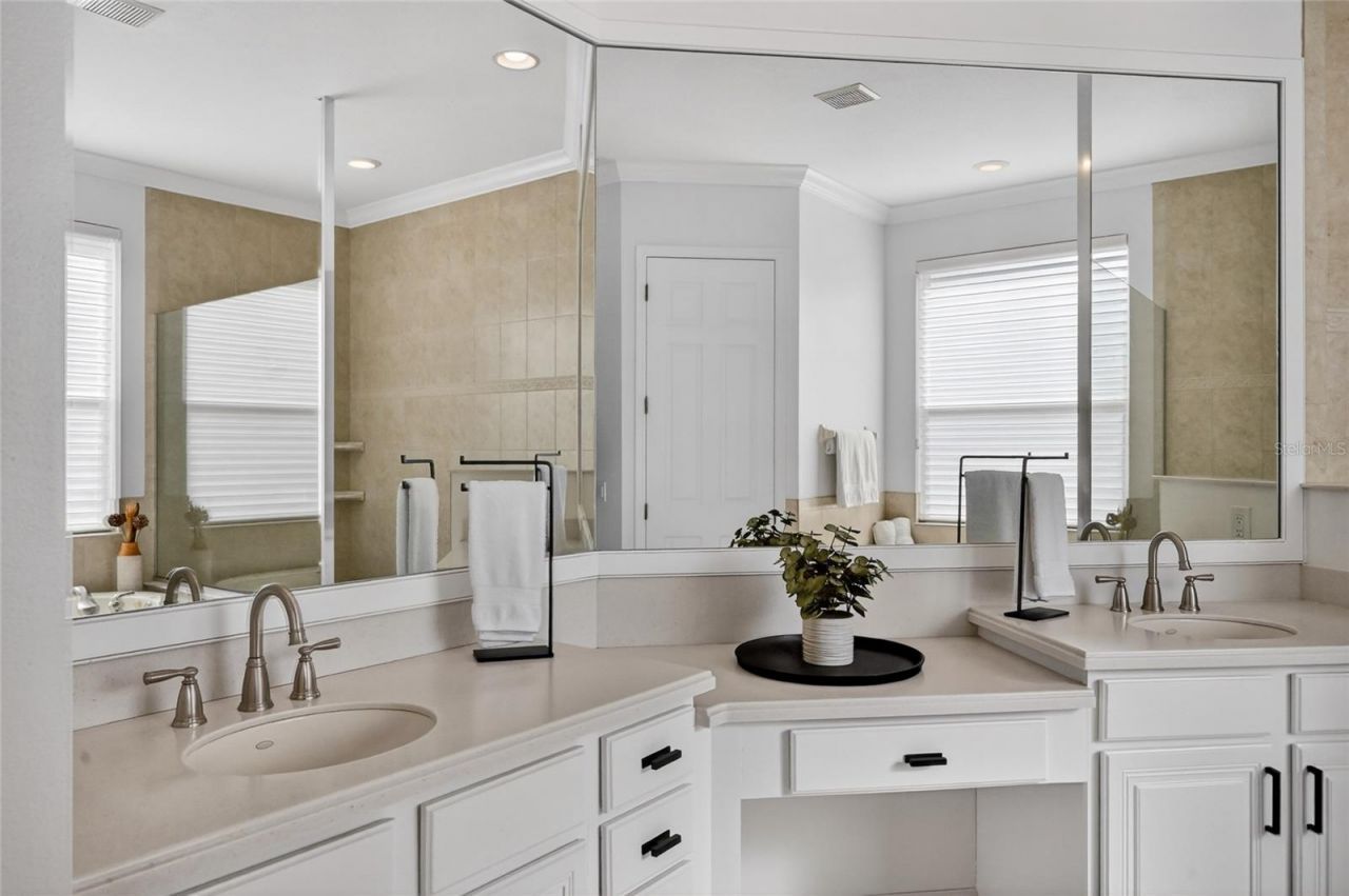 6718 Ladyfish Trail, Lakewood Ranch, FL 34202 Photo