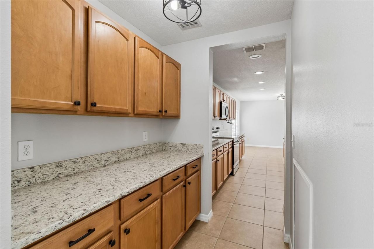 14759 Royal Poinciana Drive, Orlando, FL 32828 Photo