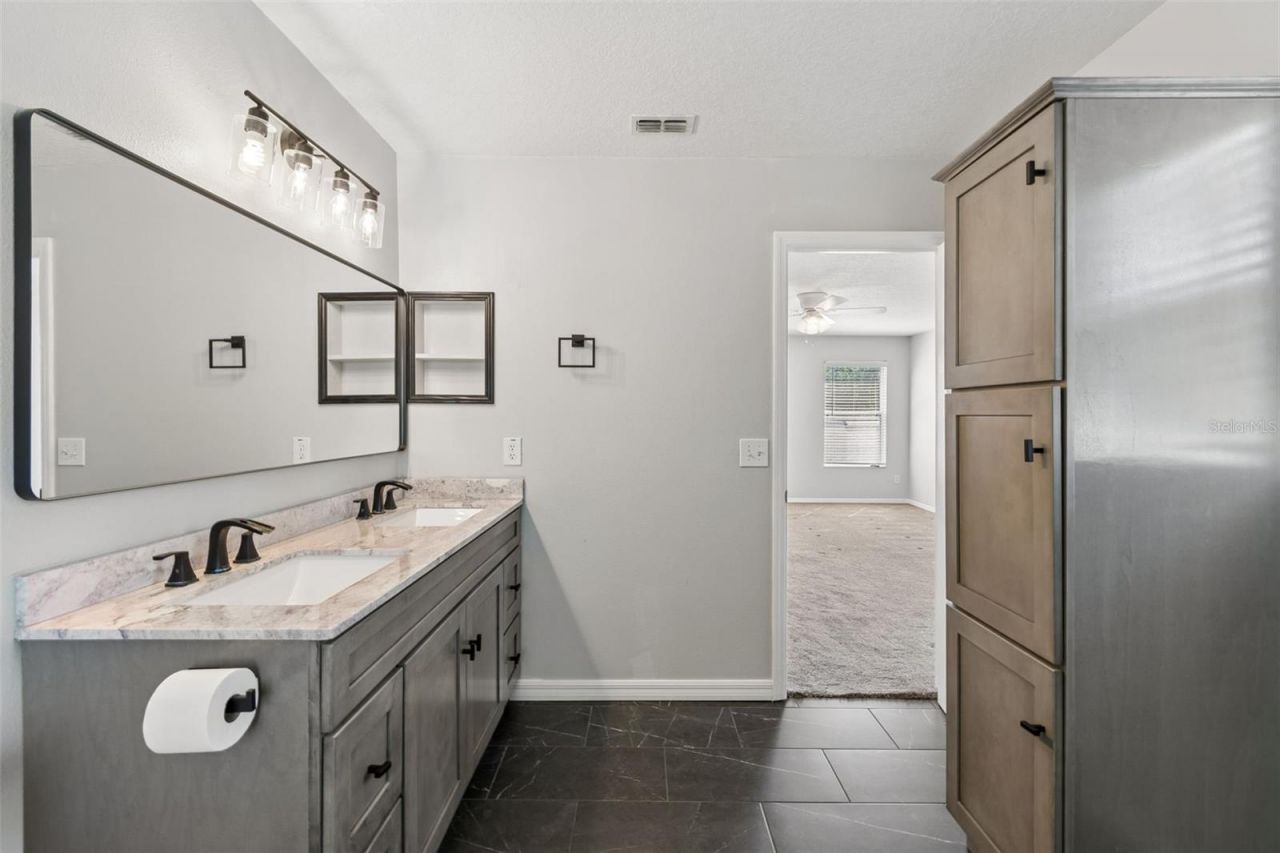 14759 Royal Poinciana Drive, Orlando, FL 32828 Photo