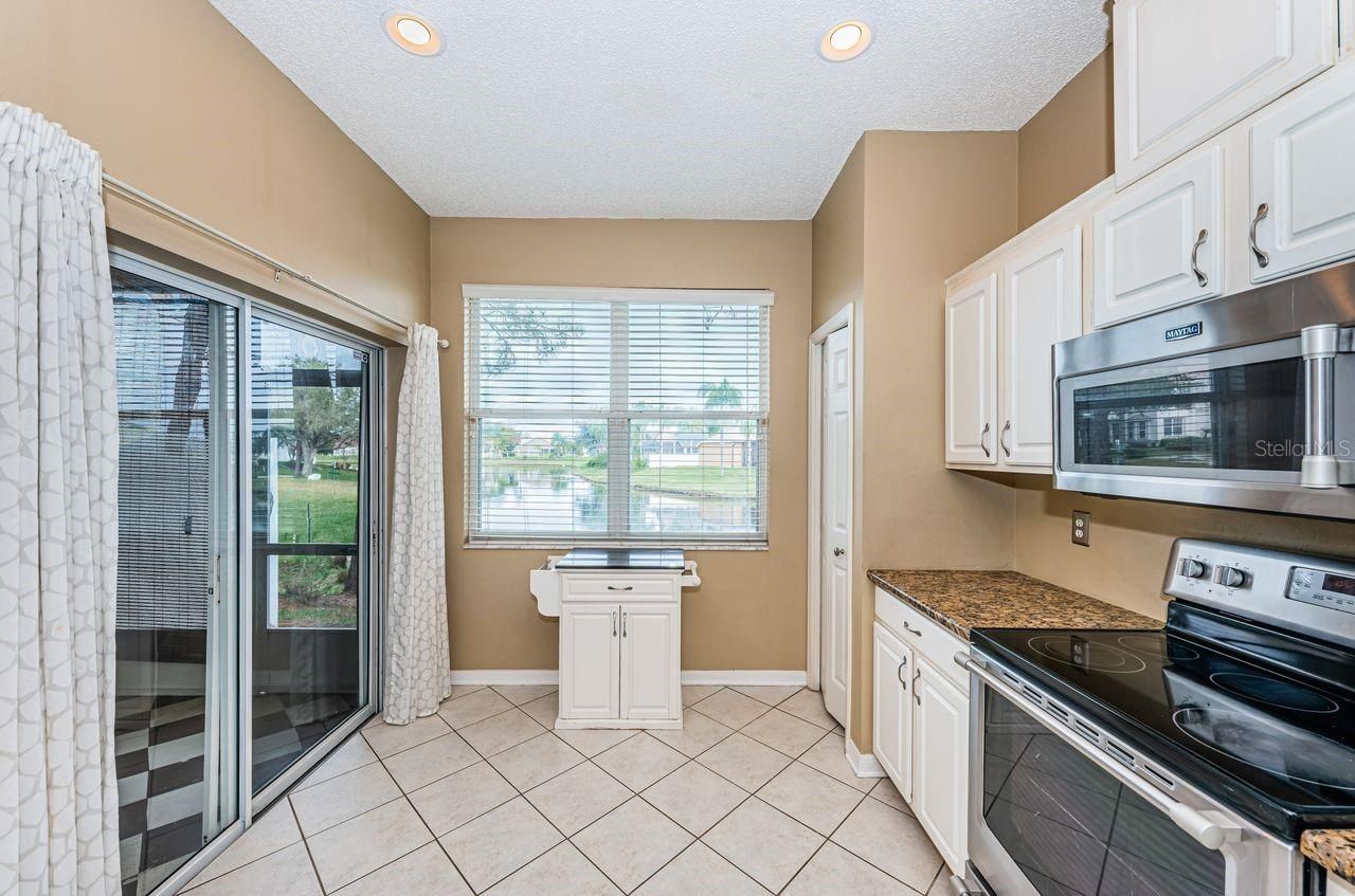 605 Vallance Way Ne, Saint Petersburg, FL 33716 Photo