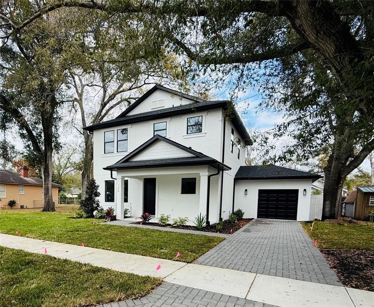 1308 E Caracas Street, Tampa, FL 33603 Main Photo