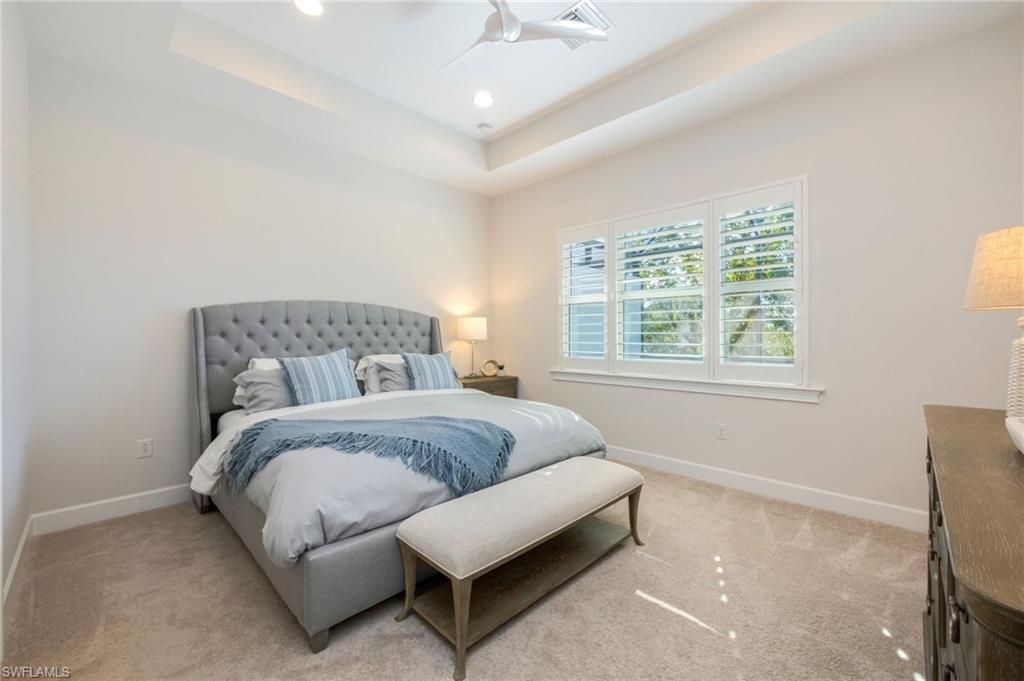6439 Negril Isle Dr, Naples, FL 34113 Photo