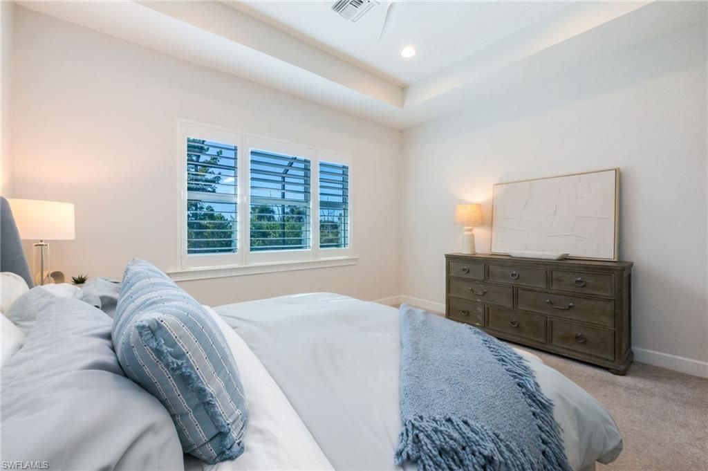 6439 Negril Isle Dr, Naples, FL 34113 Photo