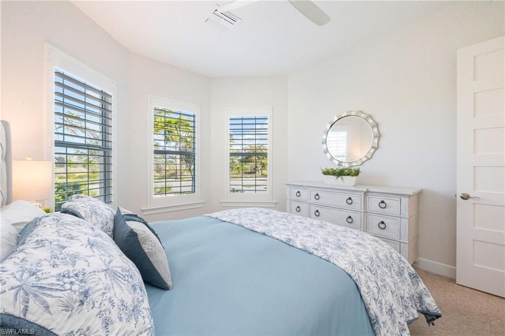 6439 Negril Isle Dr, Naples, FL 34113 Photo