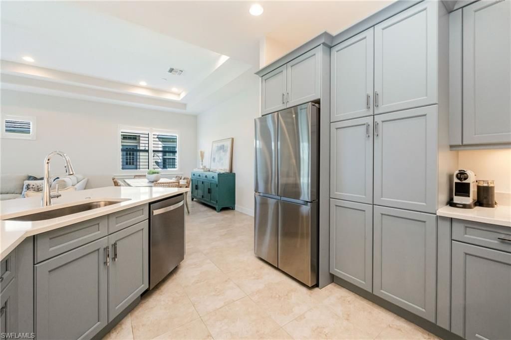 6439 Negril Isle Dr, Naples, FL 34113 Photo