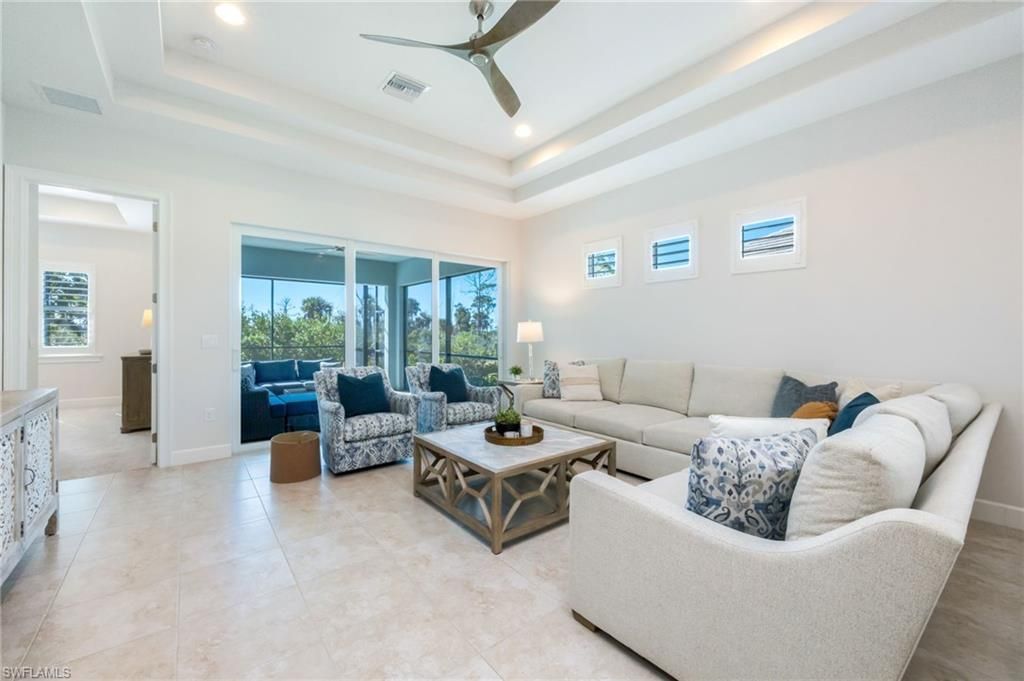 6439 Negril Isle Dr, Naples, FL 34113 Photo