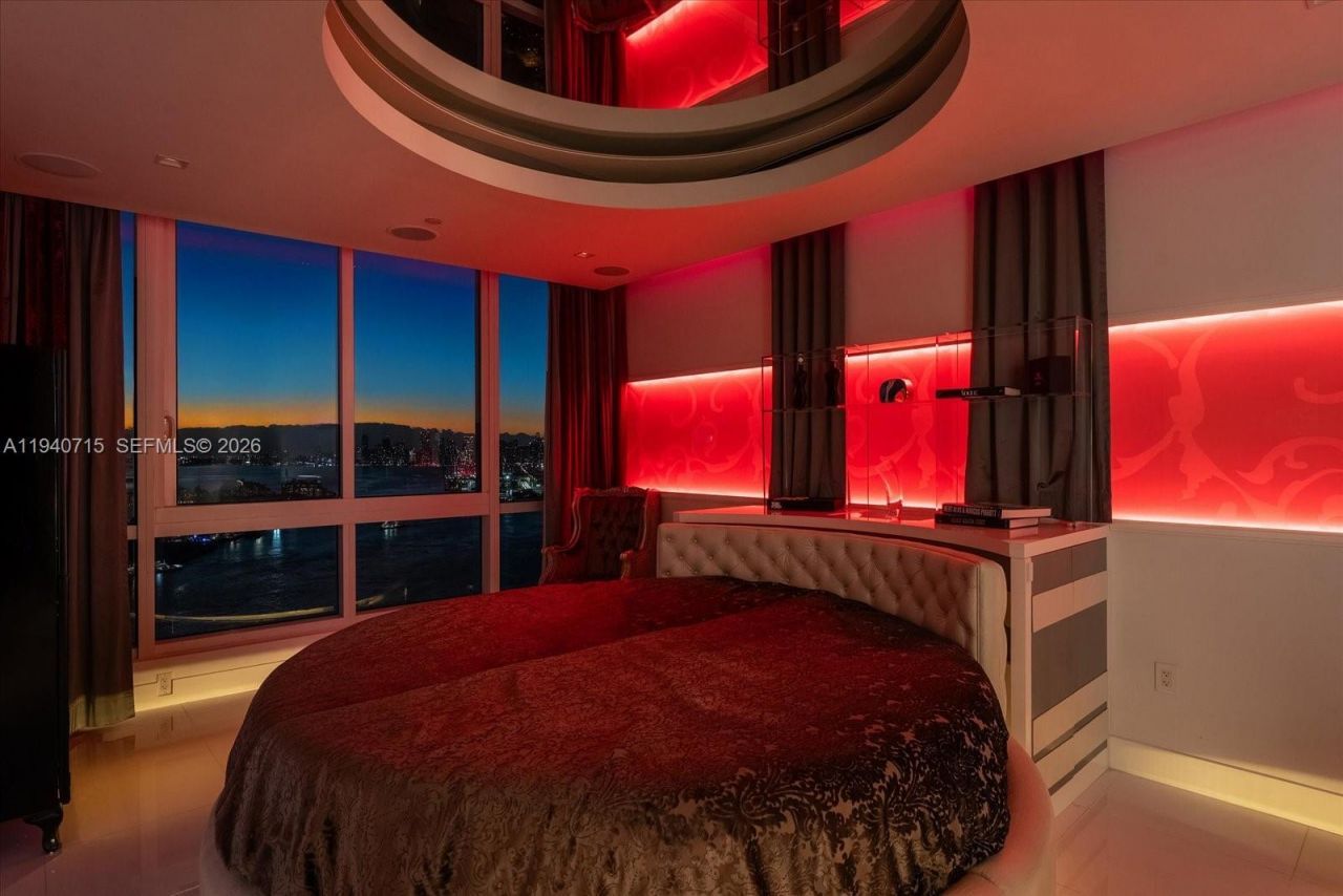 100 S Pointe Dr , Unit 3002, Miami Beach, FL 33139 Photo