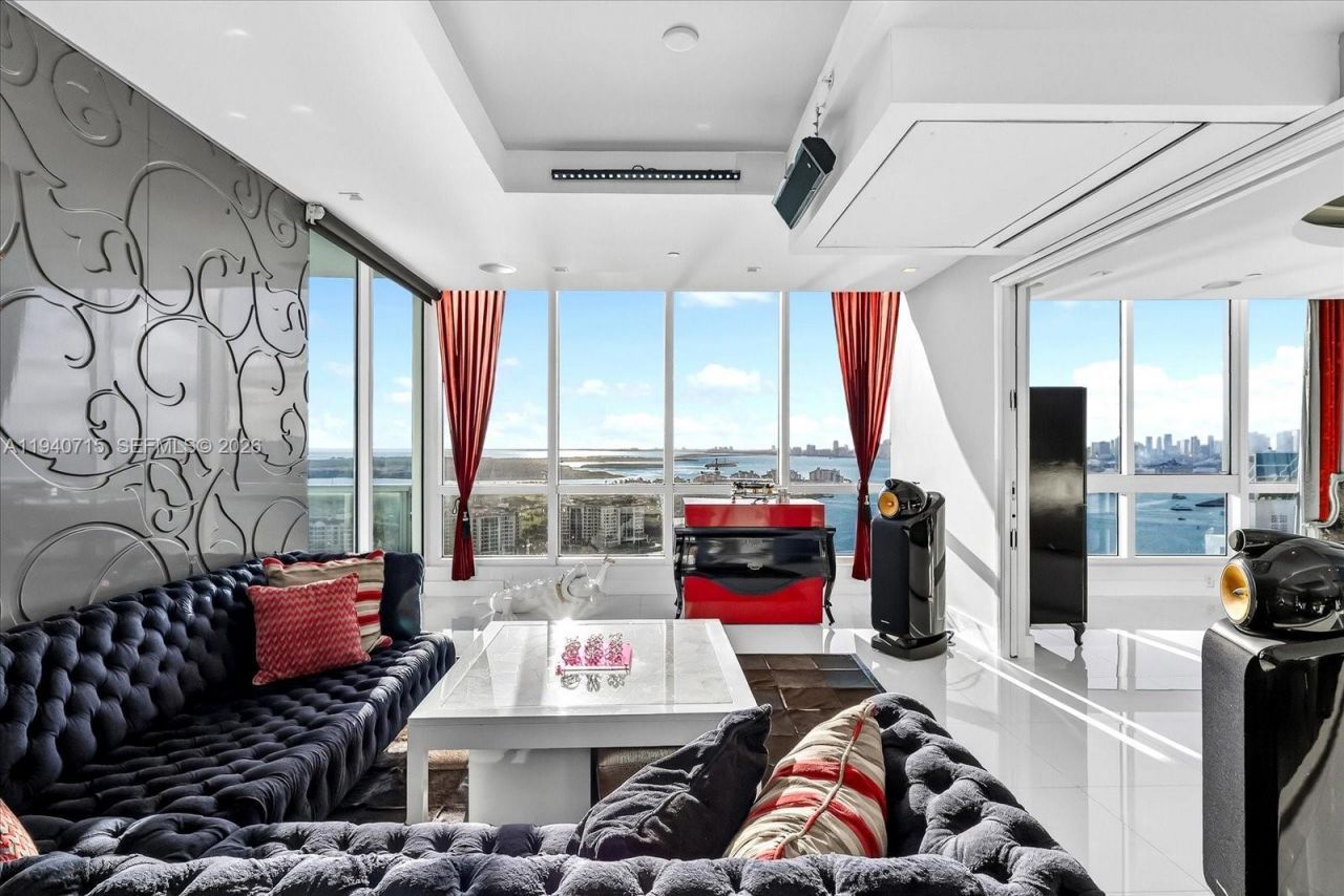 100 S Pointe Dr , Unit 3002, Miami Beach, FL 33139 Photo