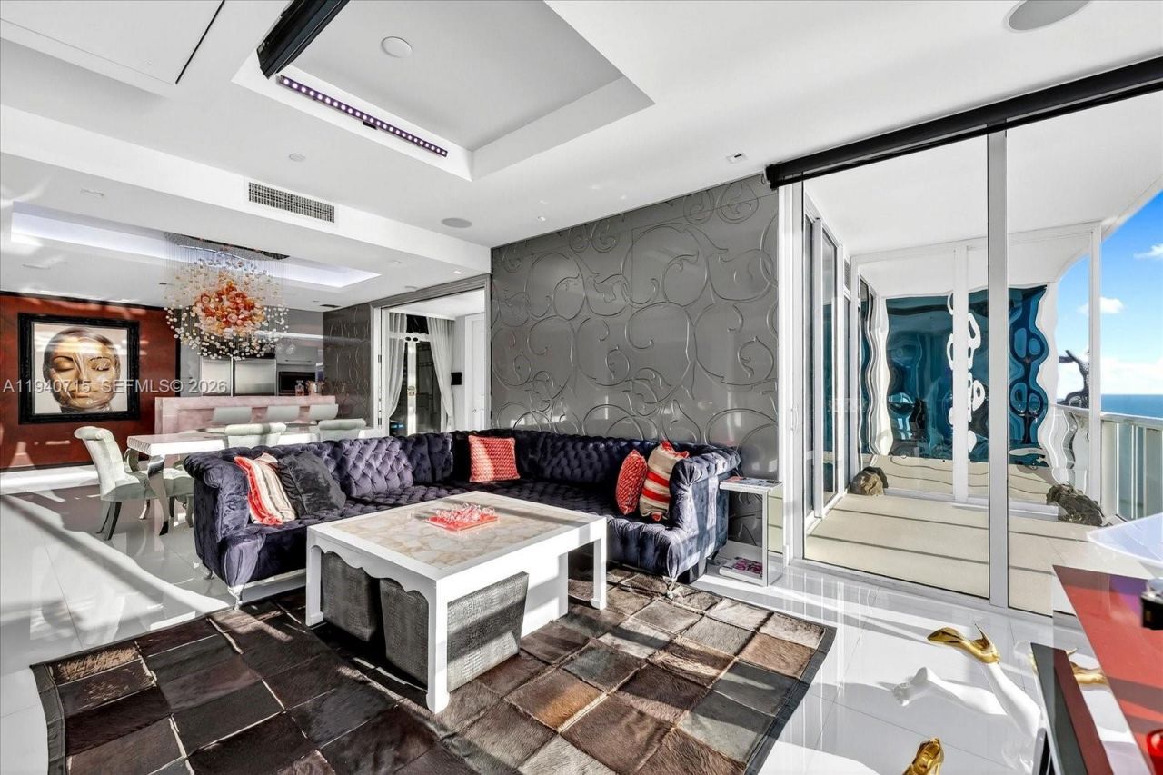 100 S Pointe Dr , Unit 3002, Miami Beach, FL 33139 Photo