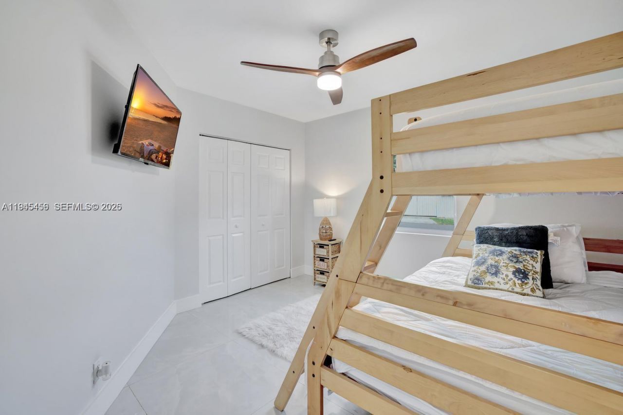 1001 SW 19th St, Fort Lauderdale, FL 33315 Photo