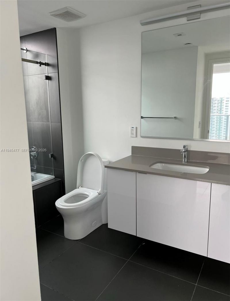 1600 NE 1st Ave , Unit 3010, Miami, FL 33132 Photo
