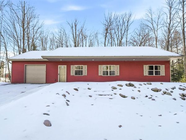N11805 COUNTY ROAD J, Tigerton, WI 54486