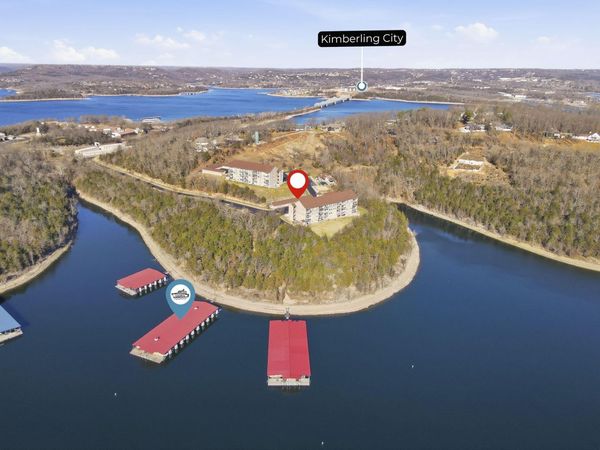 228 Seven Cove Lane, Unit 306, Kimberling City, MO 65686