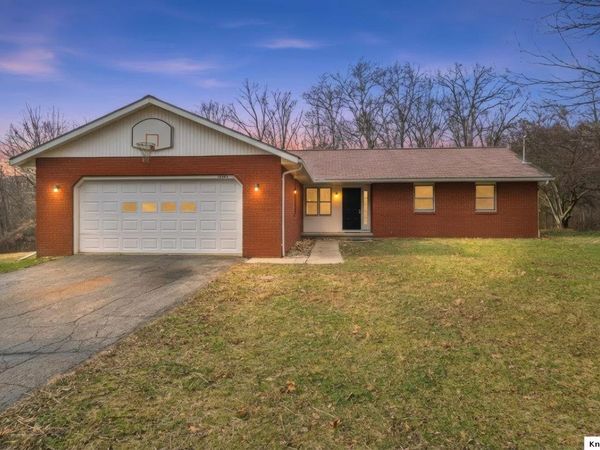 10565 Monroe Mills Road, Gambier, OH 43022