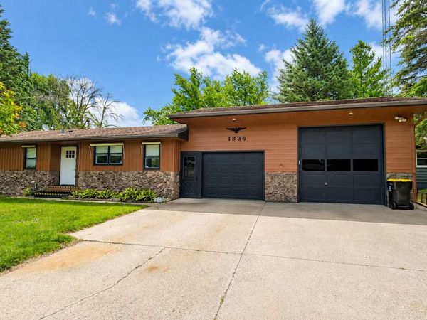 1336 Lucia Avenue, Fairmont, MN 56031