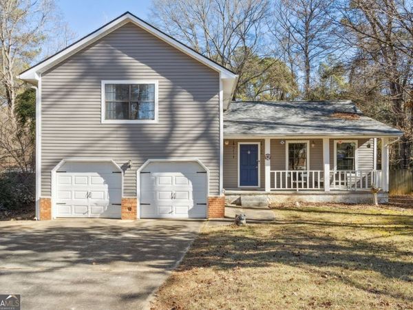 204 Groveland Drive, Peachtree City, GA 30269