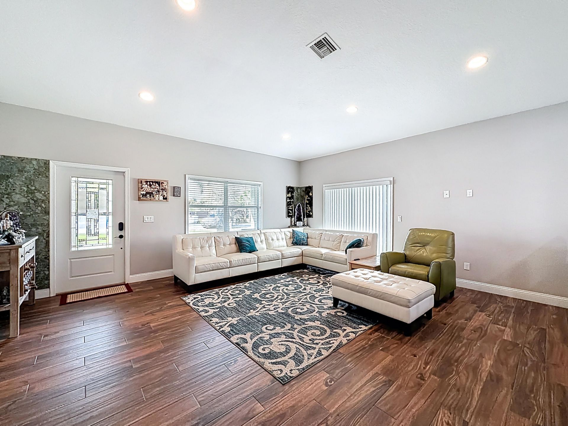 2643 Kentucky Street, West Palm Beach, FL 33406 Photo