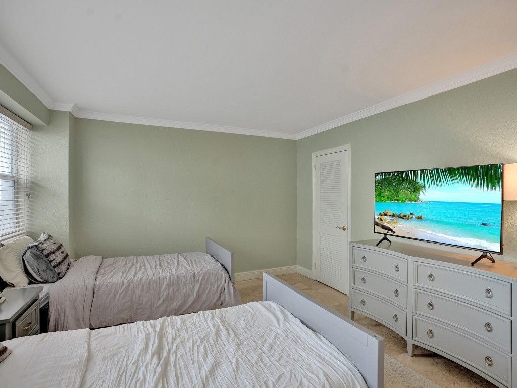 3430 Galt Ocean Drive, Unit 106, Fort Lauderdale, FL 33308 Photo