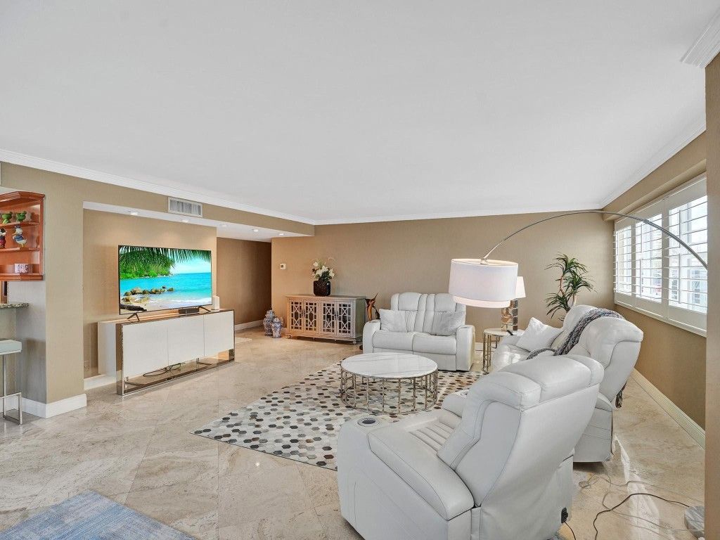 3430 Galt Ocean Drive, Unit 106, Fort Lauderdale, FL 33308 Photo