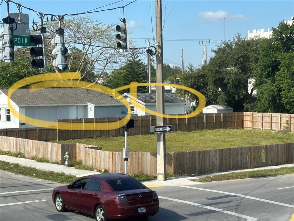 136 N 24th Ave, Hollywood, FL 33020 Photo