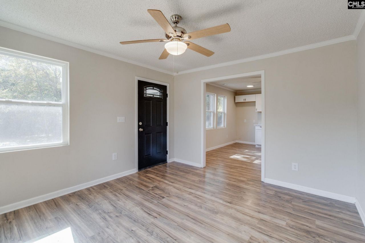 5793 Lockhart Road  Photo 10