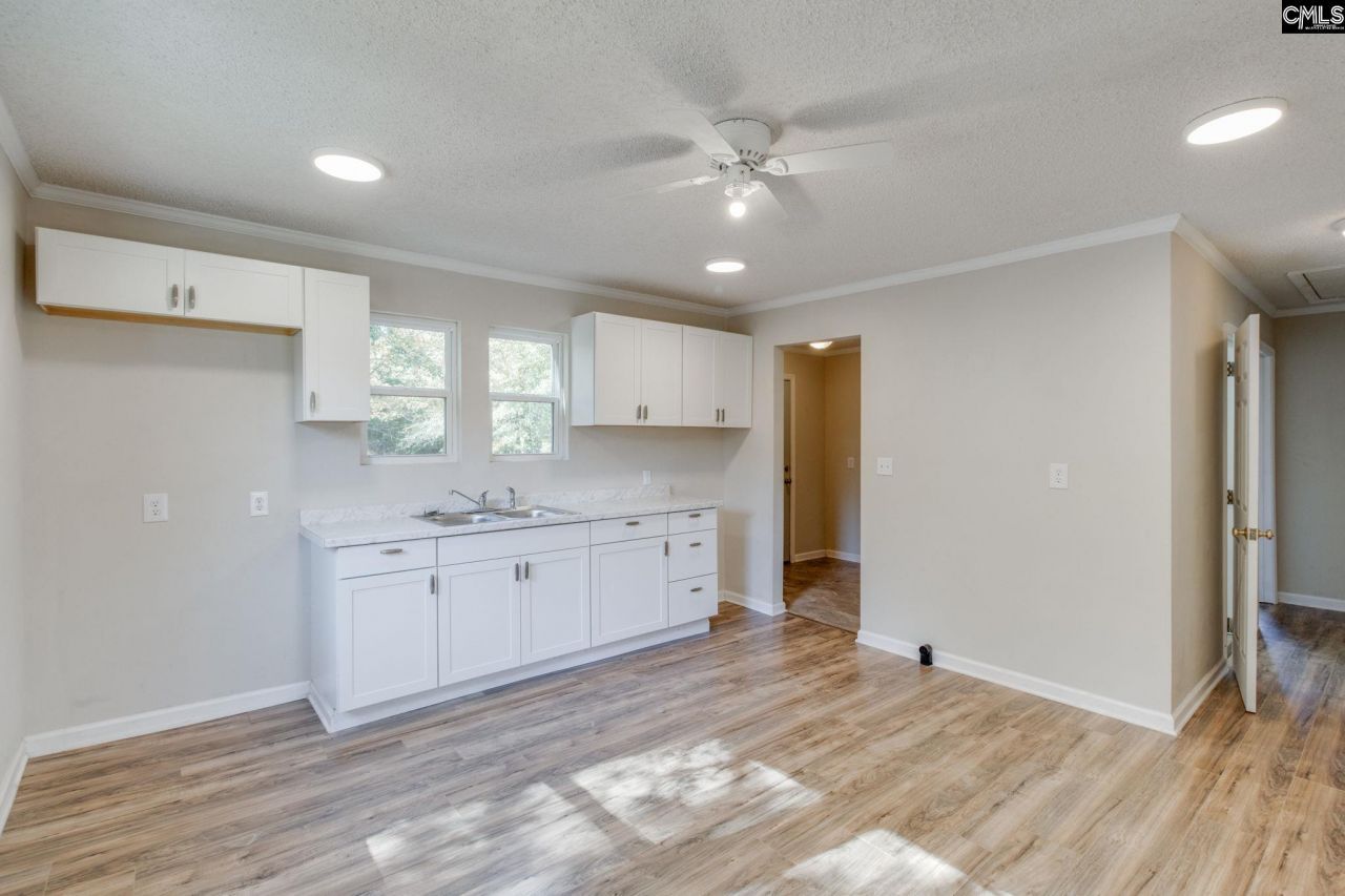 5793 Lockhart Road Photo 11