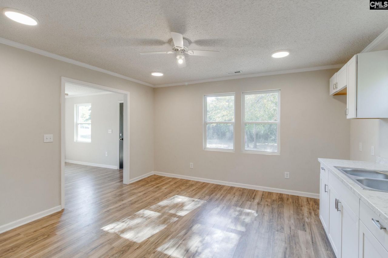 5793 Lockhart Road  Photo 13