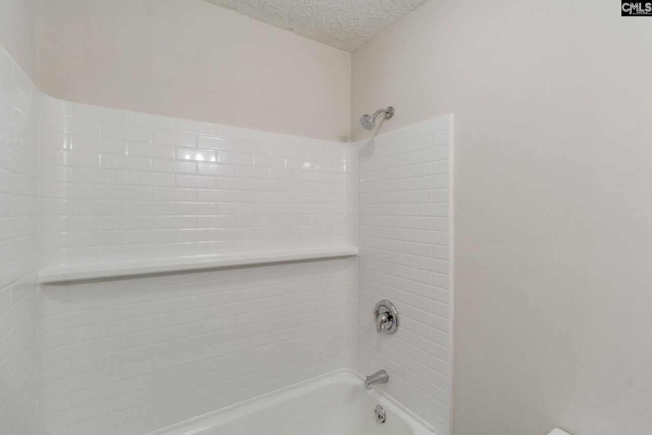 5793 Lockhart Road  Photo 25