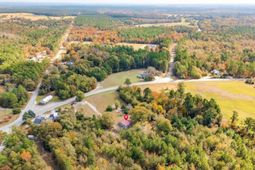 5793 Lockhart Road photo 4