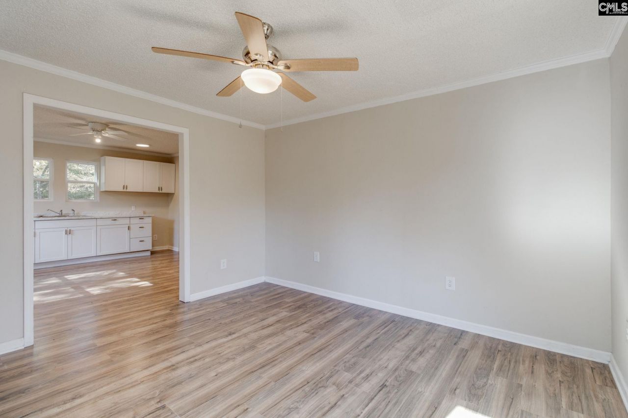 5793 Lockhart Road  Photo 7