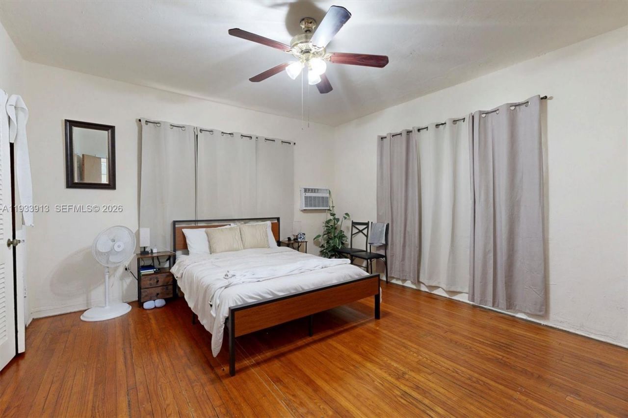 1335 Drexel Ave, Miami Beach, FL 33139 Photo