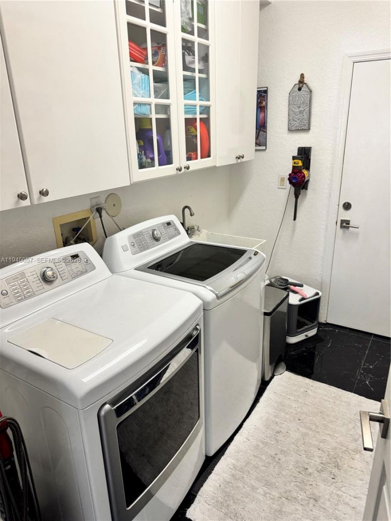 13707 NW 21st St , Pembroke Pines, FL 33028 Photo